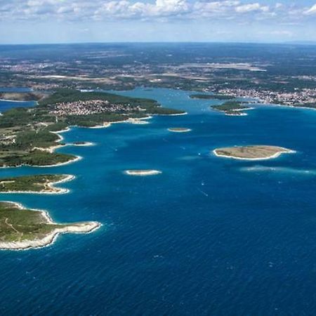 Apartman Sendi Pula Buitenkant foto