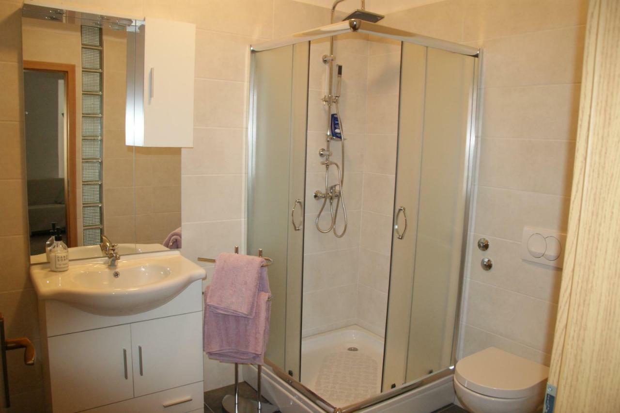 Apartman Sendi Pula Buitenkant foto