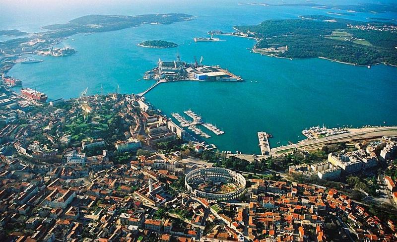 Apartman Sendi Pula Buitenkant foto